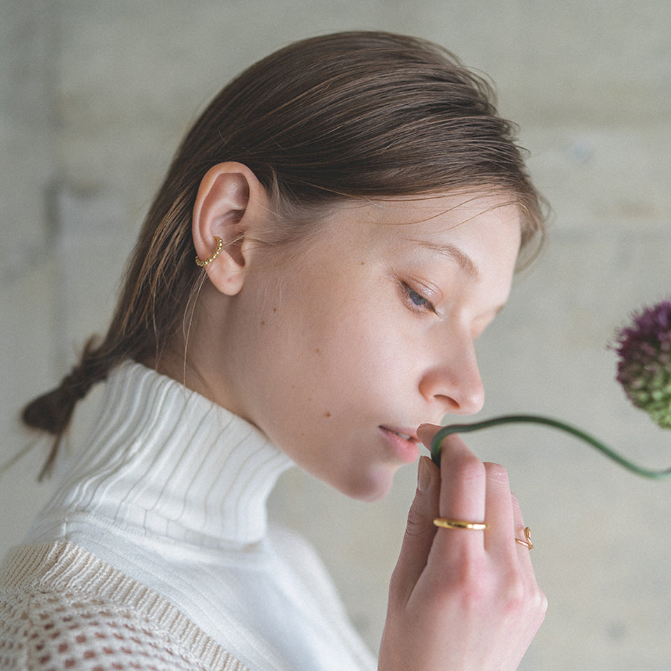 Raspberry (ear cuff)